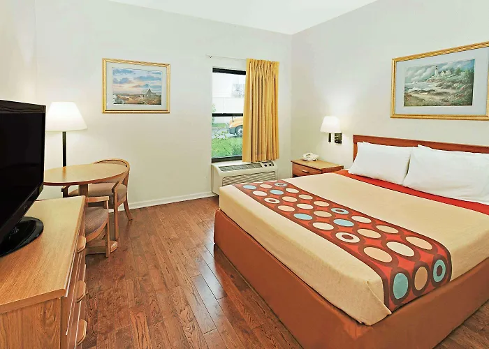 Super 8 By Wyndham Il *